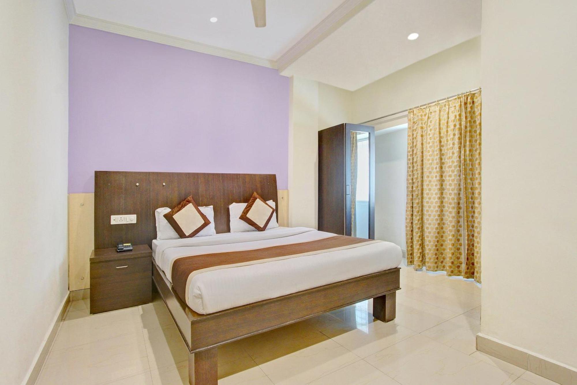 Super Collection O Alekhya Residency Hotel Hyderabad Exterior photo